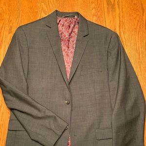 BRAND NEW! Perry Ellis Slim Fit Men's Charcoal Suit (Pants 34x32 and Jacket 42R)